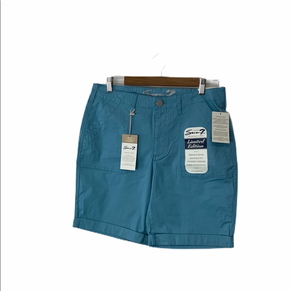 NWT- LIMITED EDITION UTILITY BERMUDA CHINO …